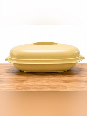 Lovely 1970s Vintage Tupperware Oval Microwave Vegetable Steamer- 3 pieces